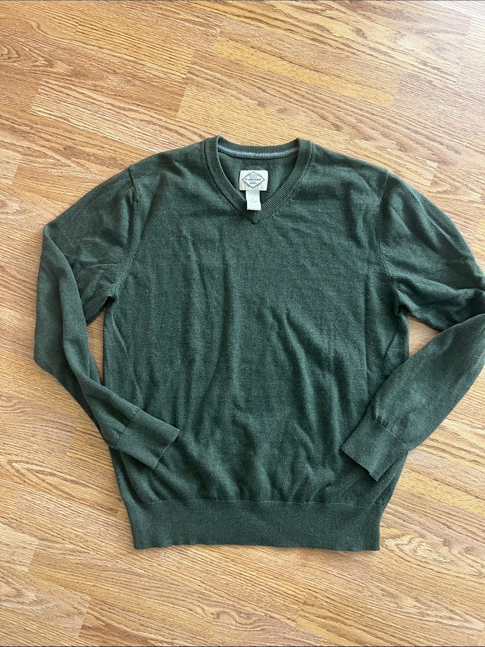 V-Neck Sweater - Dark Green